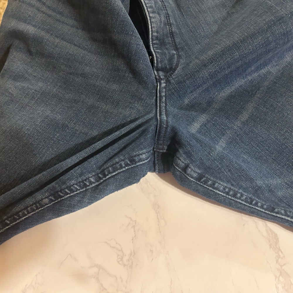Plus Size Express Jeans - Picture 3 of 4